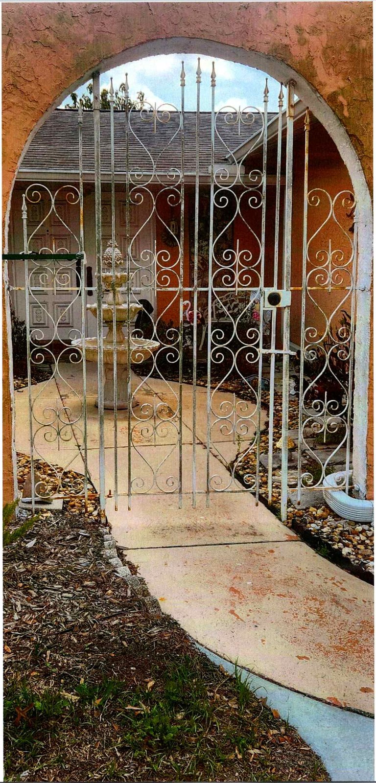 Custom Aluminum Fencing & Gates — completed project
