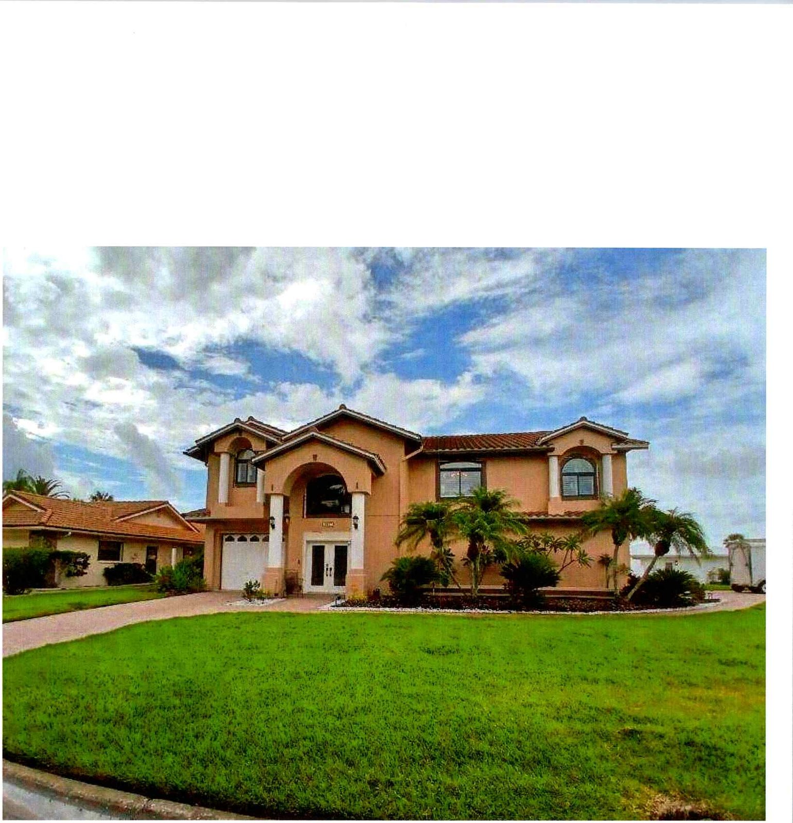 Double Front Entry with Impact Jacinto Inserts — completed project
