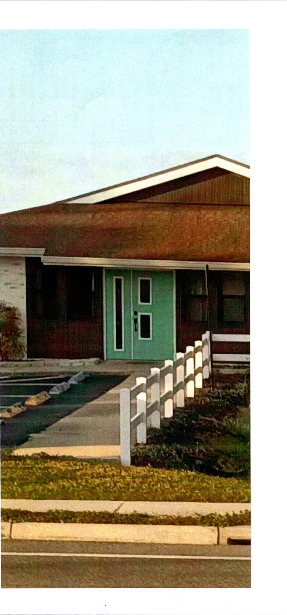 Single Door with Operating Sidelite with Streamed Impact Inserts — completed project