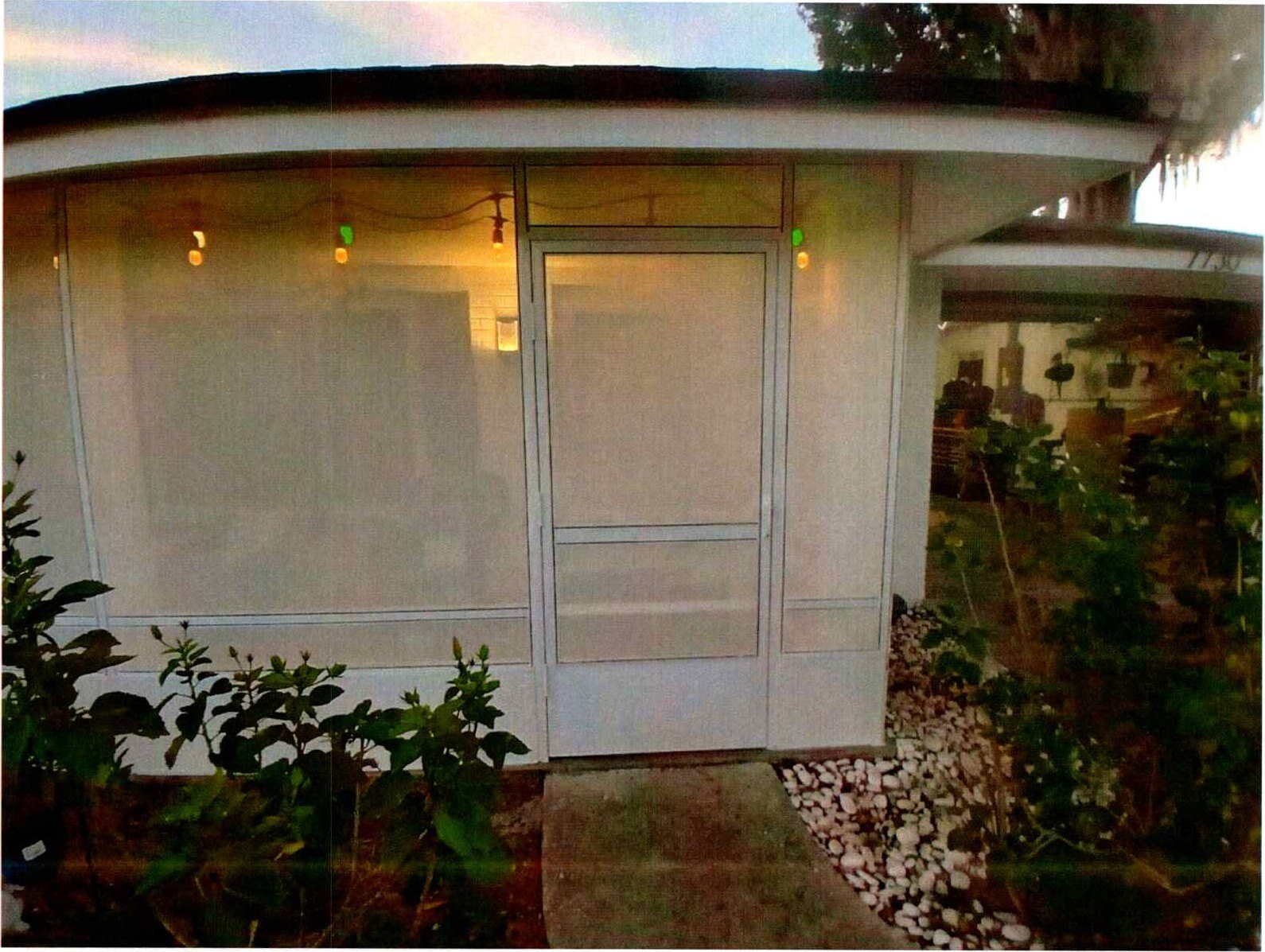 White Sunscreen Enclosure — completed project